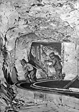 Première Guerre Mondiale. Un des plus grands abris souterrains du front (France, 1916)