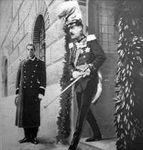Première Guerre Mondiale. A Athènes, le roi Constantin de Grèce revêtu de l'uniforme allemand