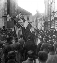 In Agram, a crowd pledging an oath before the flags of the new  Yugoslav government (1919)