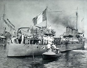 Première Guerre Mondiale. Retour à Brindisi du contre-torpilleur français "Bisson" (Italie, 1915)
