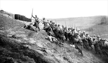 World War I. Battle on the eastern spur of Notre-Dame-de-Lorette (4-15-15)
