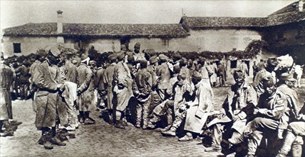 Première Guerre Mondiale. Soldats de l'empire austro-hongrois prisonniers des Italiens (1916)