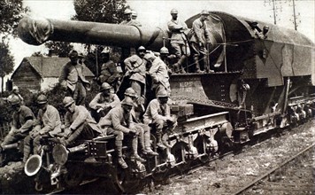 Première Guerre Mondiale. Artillerie lourde dans la Somme (1916)