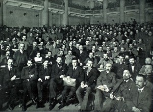 Révolution russe. Le conseil des députés,  ouvriers et soldats (1917)