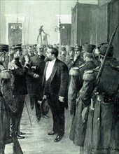 Jean Jaures répondant au salut du piquet d'honneur (1903)