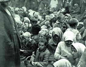 La famine à Stavropol sur les rives de la Volga (1921)