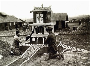 Première Guerre Mondiale. Sur le front canadien, des travailleurs chinois fêtent leur année nouvelle (11 février 1918)
