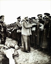 World War I. The Russian Empress distributing gifts to soldiers of the 15th Dragoon Regiment (1915)