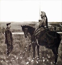 Première Guerre Mondiale. Rencontre sur le front de Lord Kitchener et du général Baratier (1915)