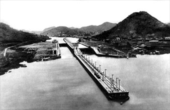 In the Panama Canal, at the Pacific end (1927)