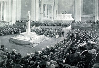 The centennial of Victor Hugo. Official ceremony at the Panthéon (1902)