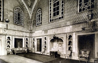 The palace of the Sultans in Constantinople (1930)