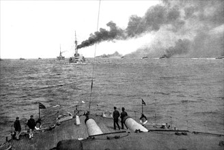 World War I. The Russian  fleet of the Black Sea  bombarding the Bulgarian ports of Varna and Bourgas