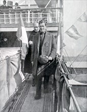 Première Guerre Mondiale. Le commandant Tucker, capitaine du vaisseau américain "L'Orléans", débarque à Bordeaux (1917)