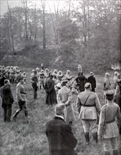 In Vincennes, the execution of 4 people accused of denouncing Frenchmen to the Germans (1920)