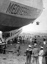 Dirigible 'Méditerranée' landing at Cuers, near Toulon (1922)
