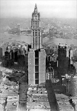 The highest skyscraper in New York, the Woolworth building (1922)