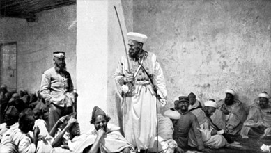 Tabor of Kaid Acha Habib Baka and French instructors in Morocco (1910)
