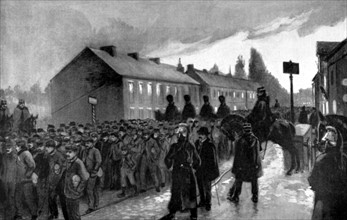 Gendarmes belges et français s'échangeant un convoi de travailleurs à la frontière, entre Quiévrechain et Quiévrain, lors d'une grève générale des mineurs (1902)