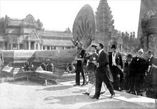 Khai Dinh, emperor of Abbam, visiting the colonial exhibition in Marseilles (1922)