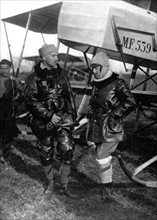 Gabriele d'Annunzio and his pilote in Italy, 1916