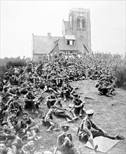 British cadets in pilgrimage, visiting the North of France, where their eldest companions have fought (World War I)