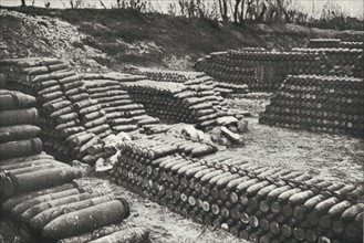 Dépôt de munitions destinées au ravitaillement de la bataille de Verdun