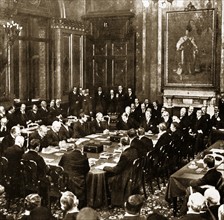 Signature des accords de Locarno dans la salle de Réception du Foreign Office à Londres (décembre 1925)