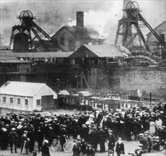 Black week in Cardiff, mining accident at the Universal factories