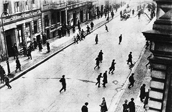 Combat de rue en Allemagne lors de l'insurrection des Spartakistes (1919)