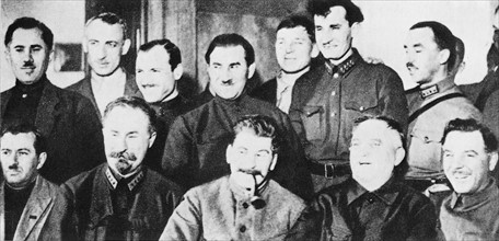 Stalin surrounded by his partisans, in Moscow