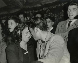 Le Cirque Fanni à la Foire du Trône, vers 1948