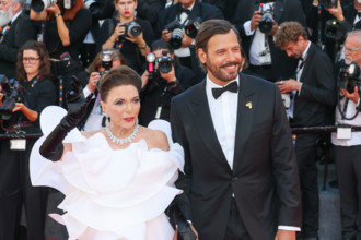 Joan Collins and Laurent Lafitte