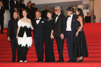 Paul Soriano, Rosemarie DeWitt, Andy Garcia, Vicky Krieps (in Bottega Veneta), Danny Huston, Jai