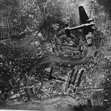 German Heinkel He-111 bomber flying over London