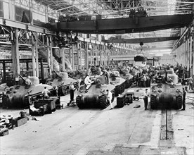 American tank factory, World War II