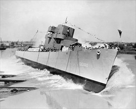 Lancement d'un destroyer d'escorte aux Etats-Unis, 1944.