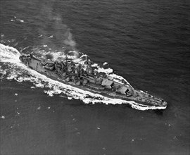 Aerial view of the American battleship "North Carolina", 1942
