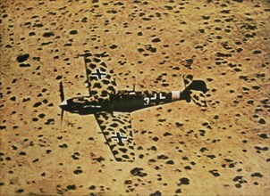 Chasseur allemand Messerschmidt Bf-109 en Libye, 1942.