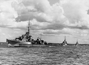 Destroyers britanniques, avril 1945.