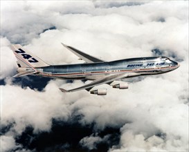 Prototype of the American Boeing B-747 passenger plane