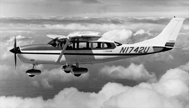 American Cessna 207 Skywagon private plane.