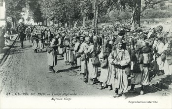 Régiment de Zouaves algériens lors de la première guerre