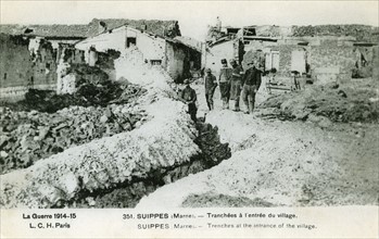 Tranchées à Suippes lors de la première guerre