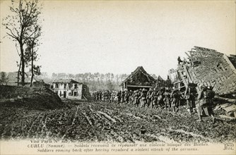 French soldiers in Curlu, 1916