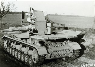 Quadruple anti-aircraft guns, 1943