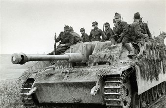Canon d'assaut Sturmgeschütz III, 1943