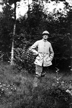 Paul Eluard at the 95th infrantry regiment at the front