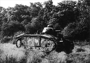 Advance of a French tank