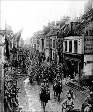 The French troops entering Noyon